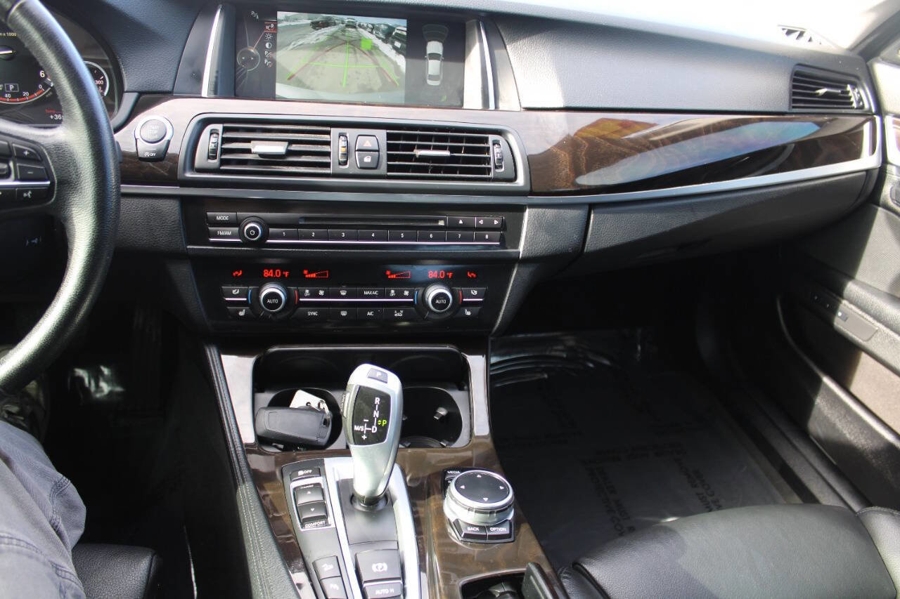 Used 2014 BMW 535d xDrive image 13
