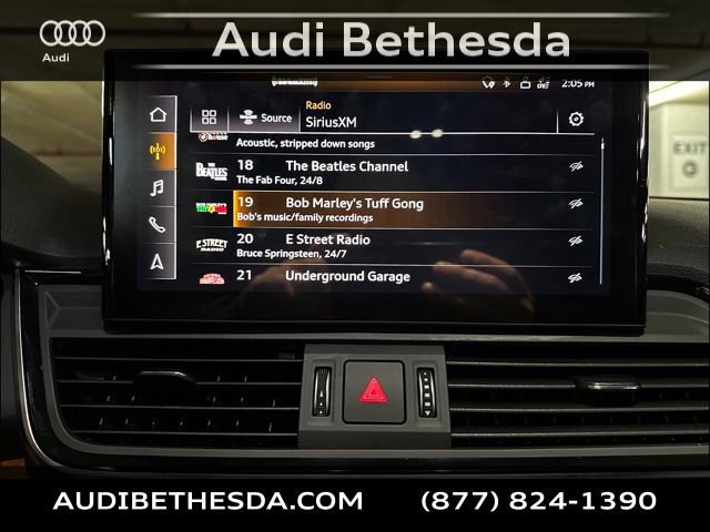 Used 2023 Audi Q5 2.0T Premium w/ Convenience Package image 21