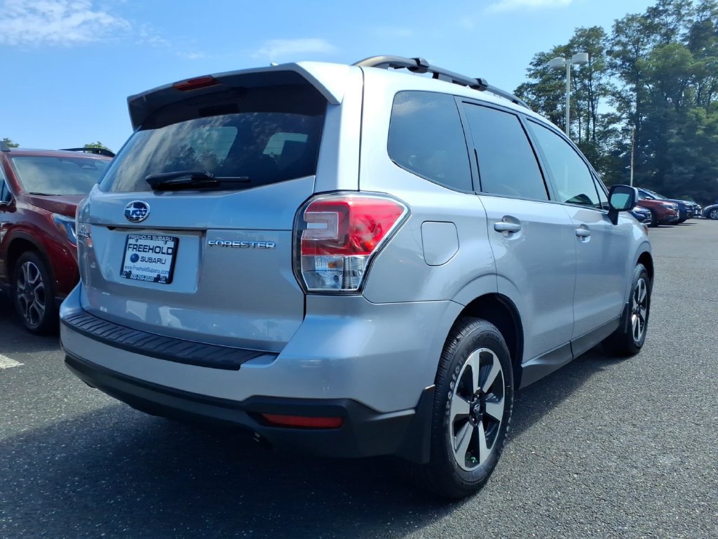 Used 2018 Subaru Forester 2.5i Premium AWD/4WD image 18
