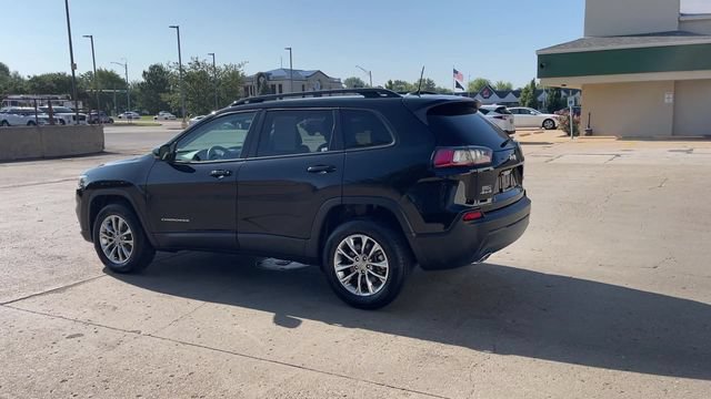 Used 2022 Jeep Cherokee Latitude Lux w/ Sun & Sound Group AWD/4WD image 6
