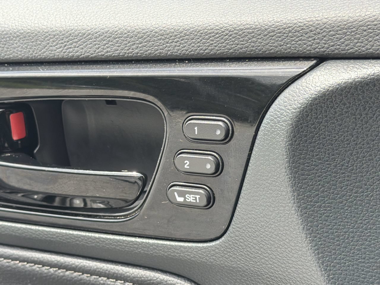 Used 2023 Honda Odyssey Touring image 15