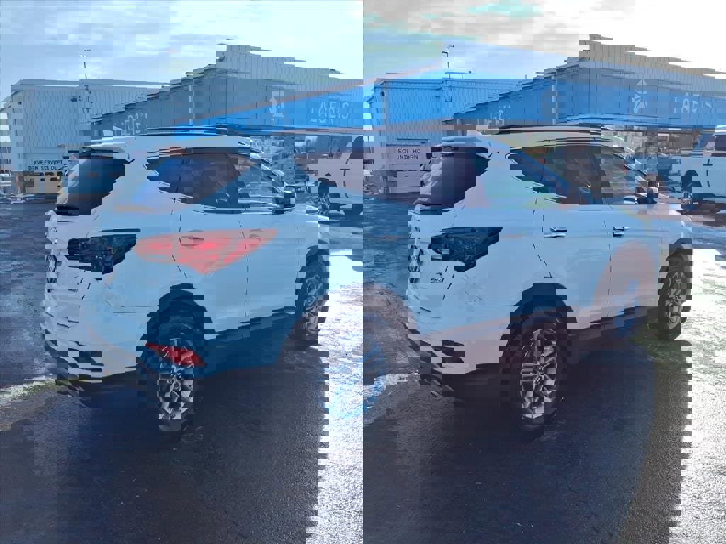 Used 2017 Hyundai Santa Fe Sport w/ 2.4L Tech Package 04 image 3