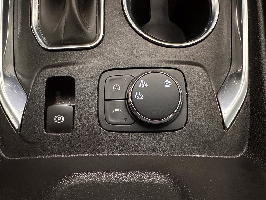 Used 2023 Chevrolet Traverse LT AWD/4WD image 15