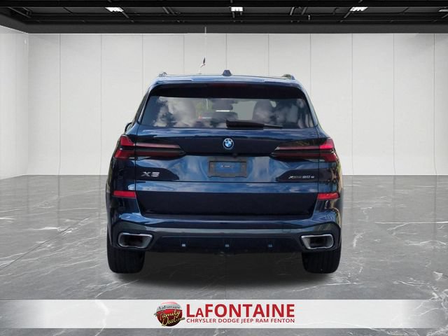 Used 2024 BMW X5 xDrive50e w/ Executive Package AWD/4WD image 4