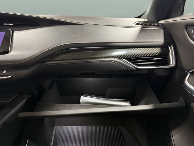 Used 2022 Cadillac XT4 Sport w/ Safety Alert Package AWD/4WD image 23