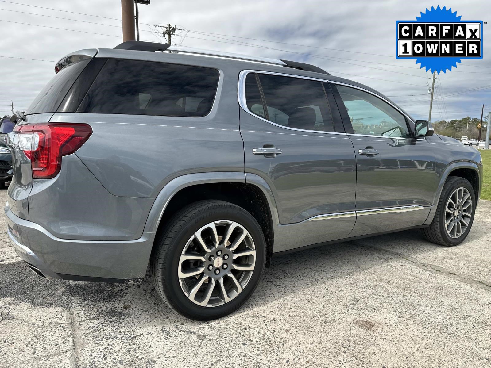 Used 2022 GMC Acadia Denali w/ Denali Ultimate Package image 4