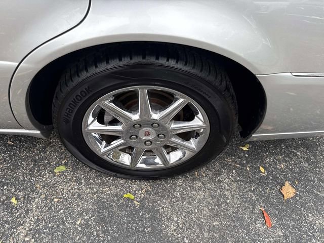 Used 2010 Cadillac DTS Luxury image 13