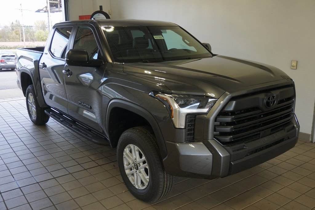 New 2026 Toyota Tundra SR5 image 2