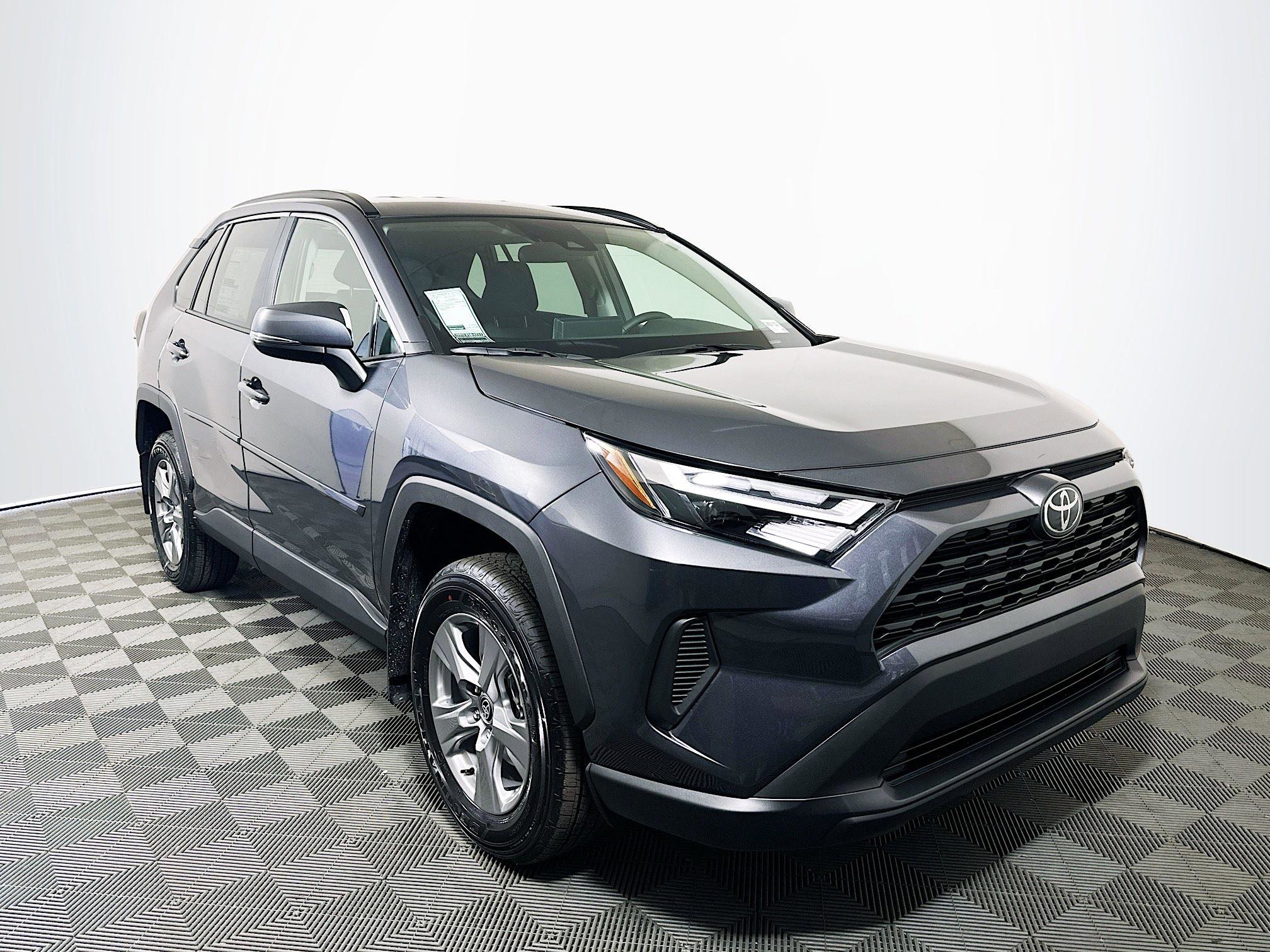 New 2025 Toyota RAV4 XLE