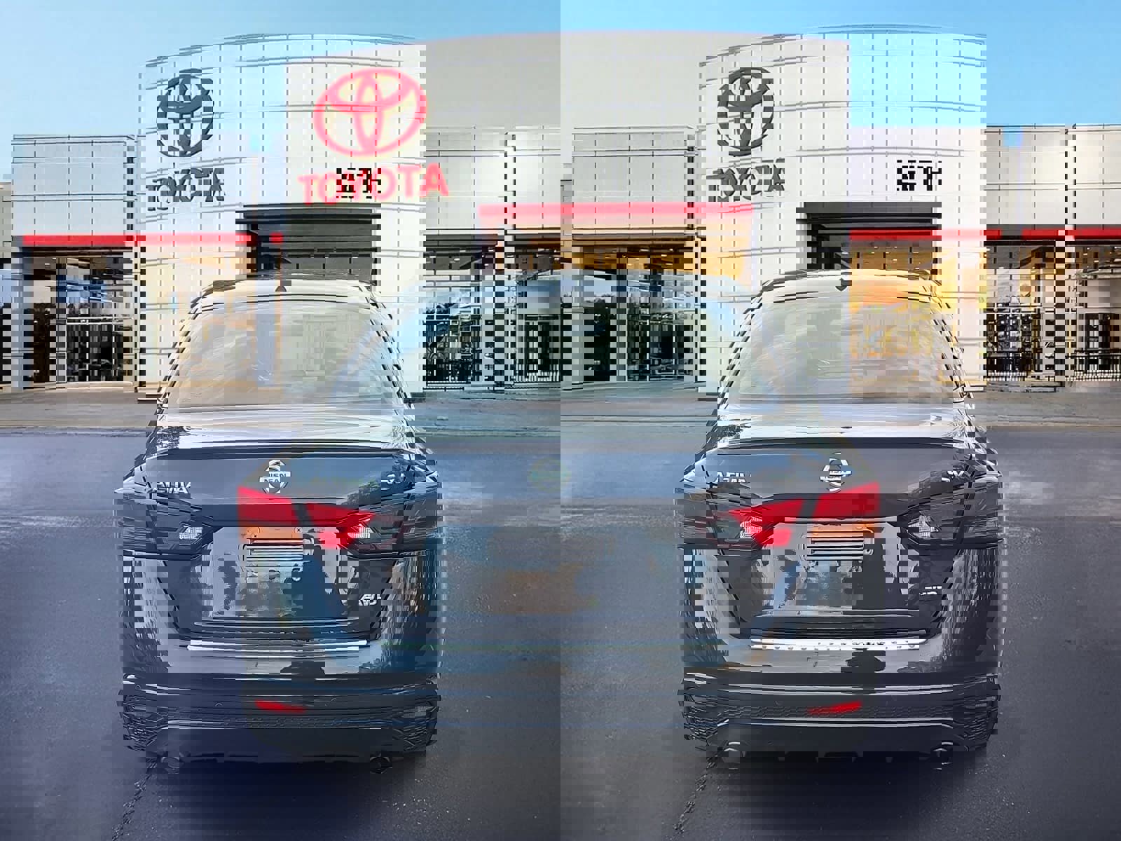 Used 2019 Nissan Altima 2.5 SV image 6