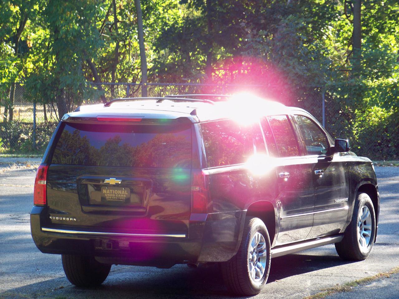 Used 2015 Chevrolet Suburban LTZ image 5
