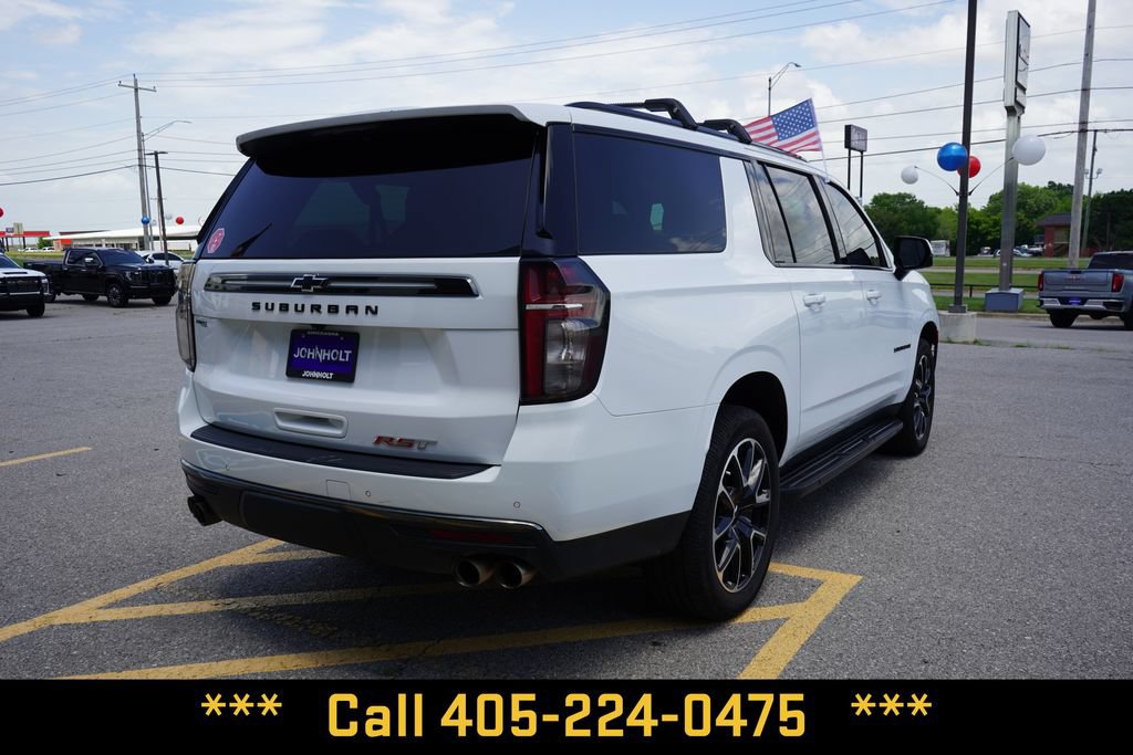 Used 2022 Chevrolet Suburban RST w/ Sport Performance Package AWD/4WD image 9