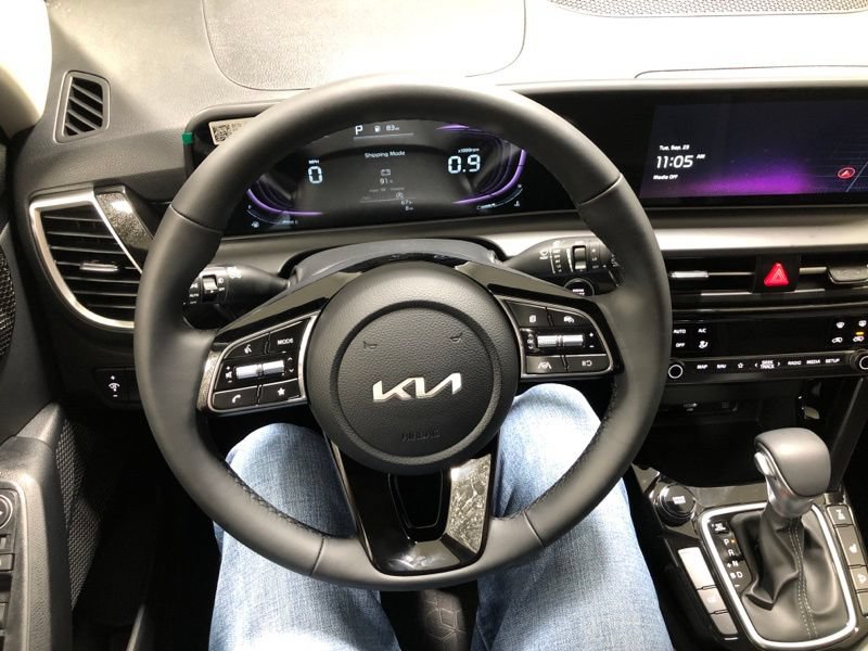 New 2026 Kia Seltos S AWD/4WD image 24