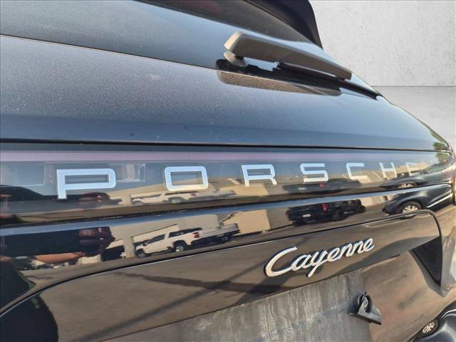 Used 2019 Porsche Cayenne AWD/4WD image 13