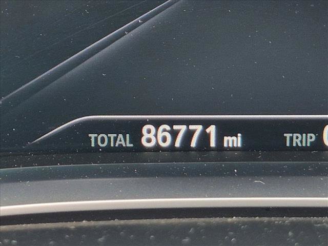 Used 2017 BMW 750i RWD image 11