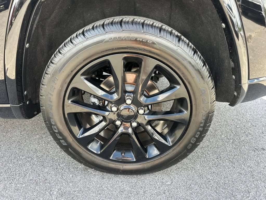 Used 2021 Jeep Grand Cherokee Laredo X RWD image 12