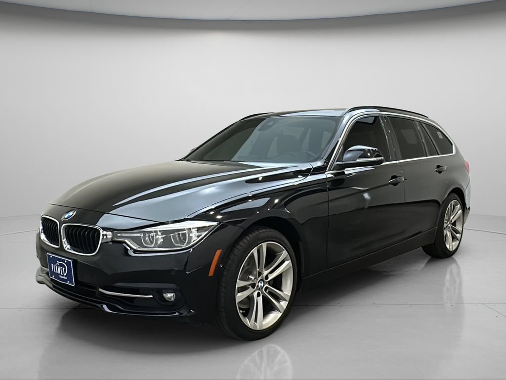 Used 2017 BMW 330i xDrive Wagon AWD/4WD image 2