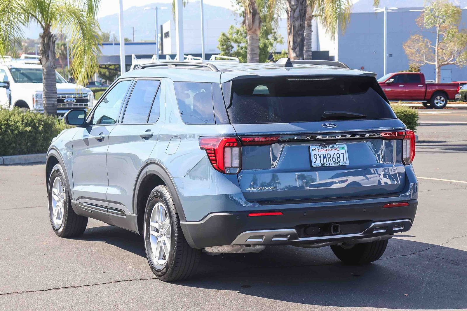 Used 2026 Ford Explorer Active w/ Active Comfort Package RWD image 6