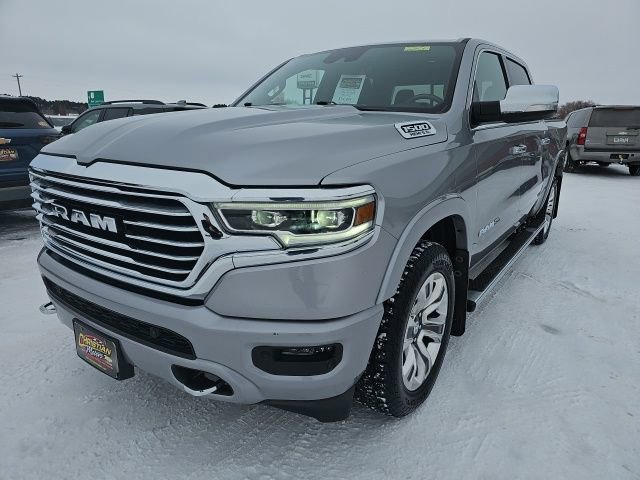 Used 2022 RAM 1500 Limited w/ Body-Colour Bumper Group video 1