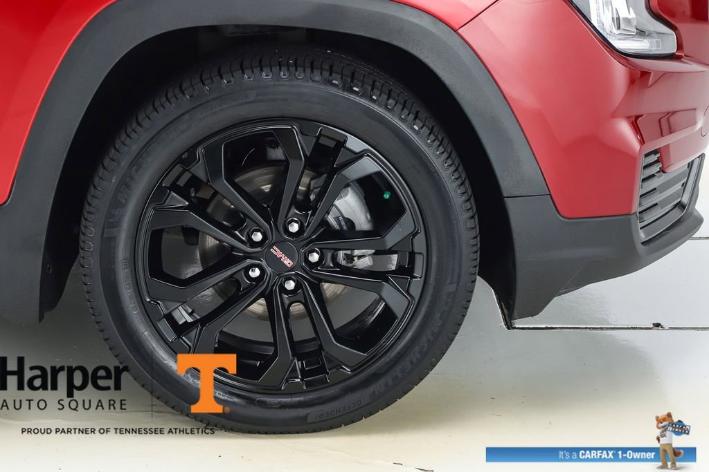 Used 2022 GMC Terrain SLE w/ Elevation Edition image 14