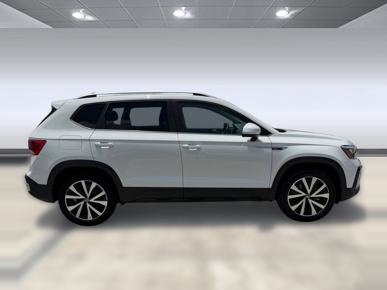 Certified 2022 Volkswagen Taos SE AWD/4WD image 7