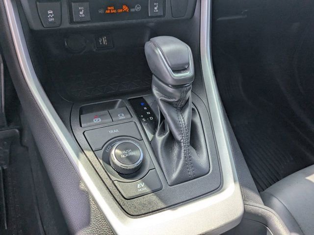Used 2024 Toyota RAV4 XLE Premium w/ Weather Package image 21