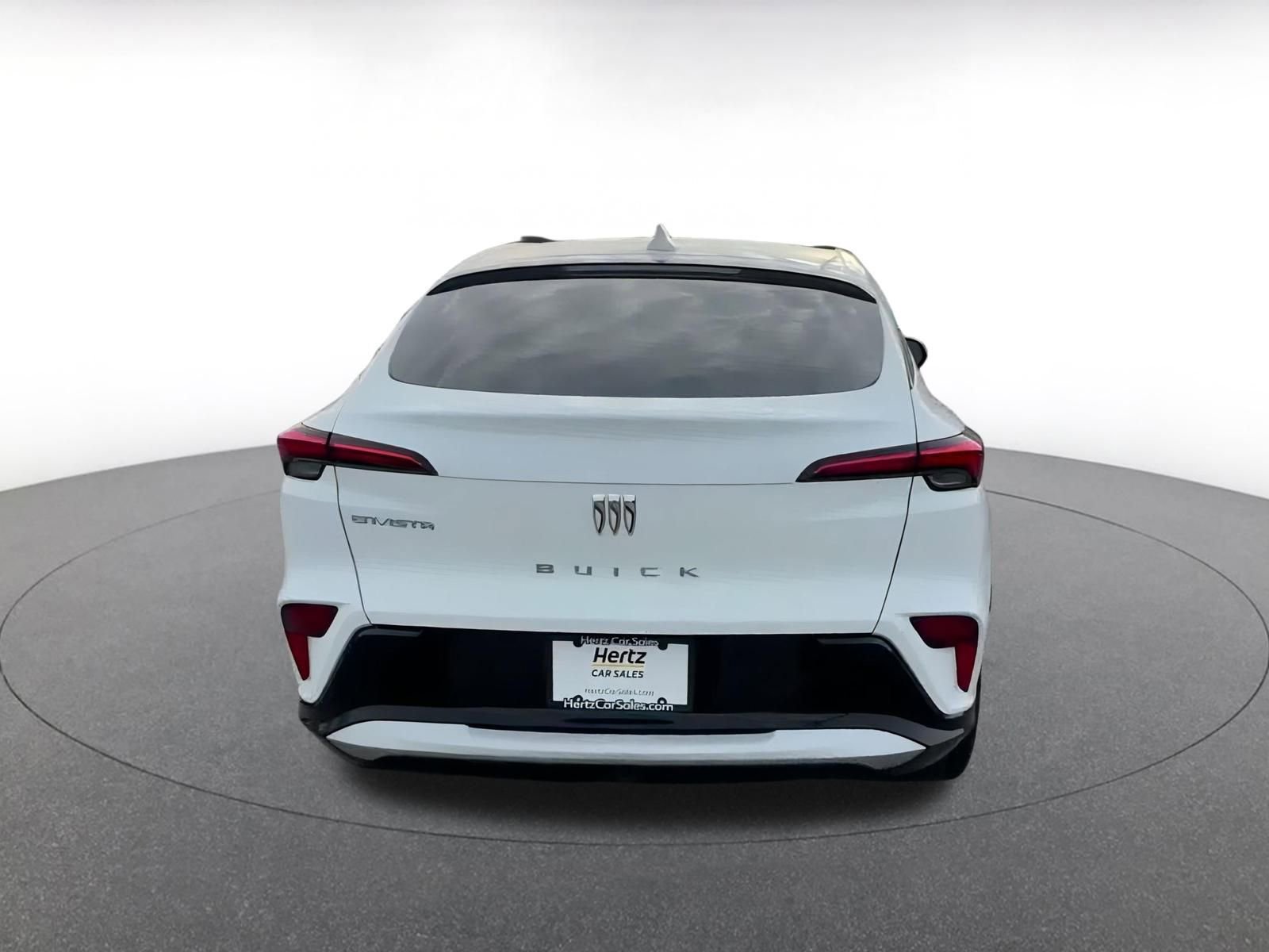 Used 2025 Buick Envista Sport Touring image 12