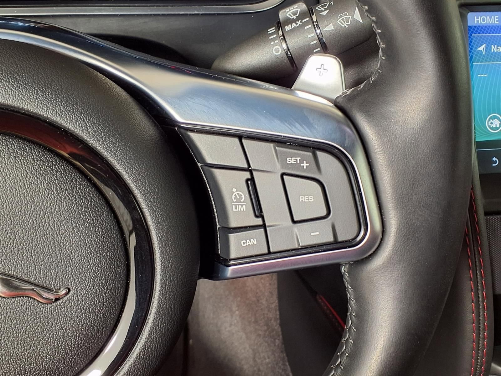 Used 2022 Jaguar F-TYPE Coupe image 23