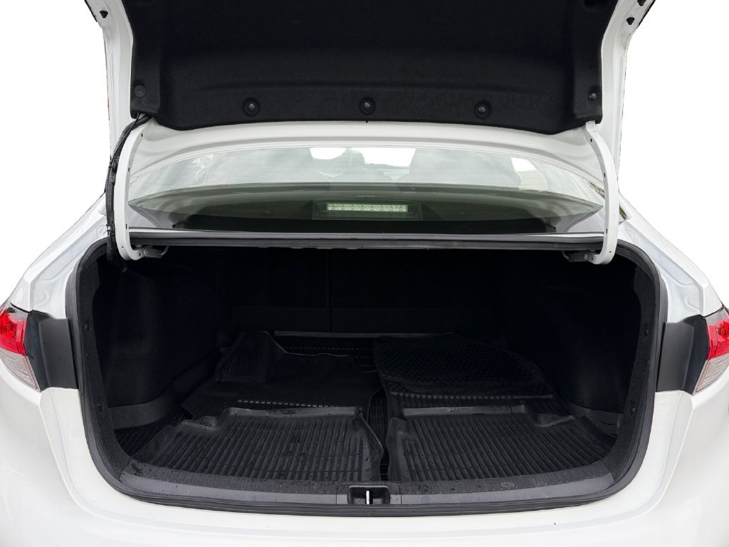 Used 2021 Toyota Corolla SE FWD image 10