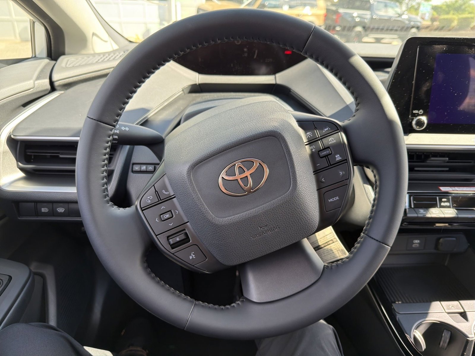 New 2026 Toyota Prius LE FWD image 14