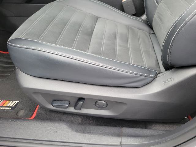 Used 2024 Mitsubishi Outlander 4WD Plug-In Hybrid image 8
