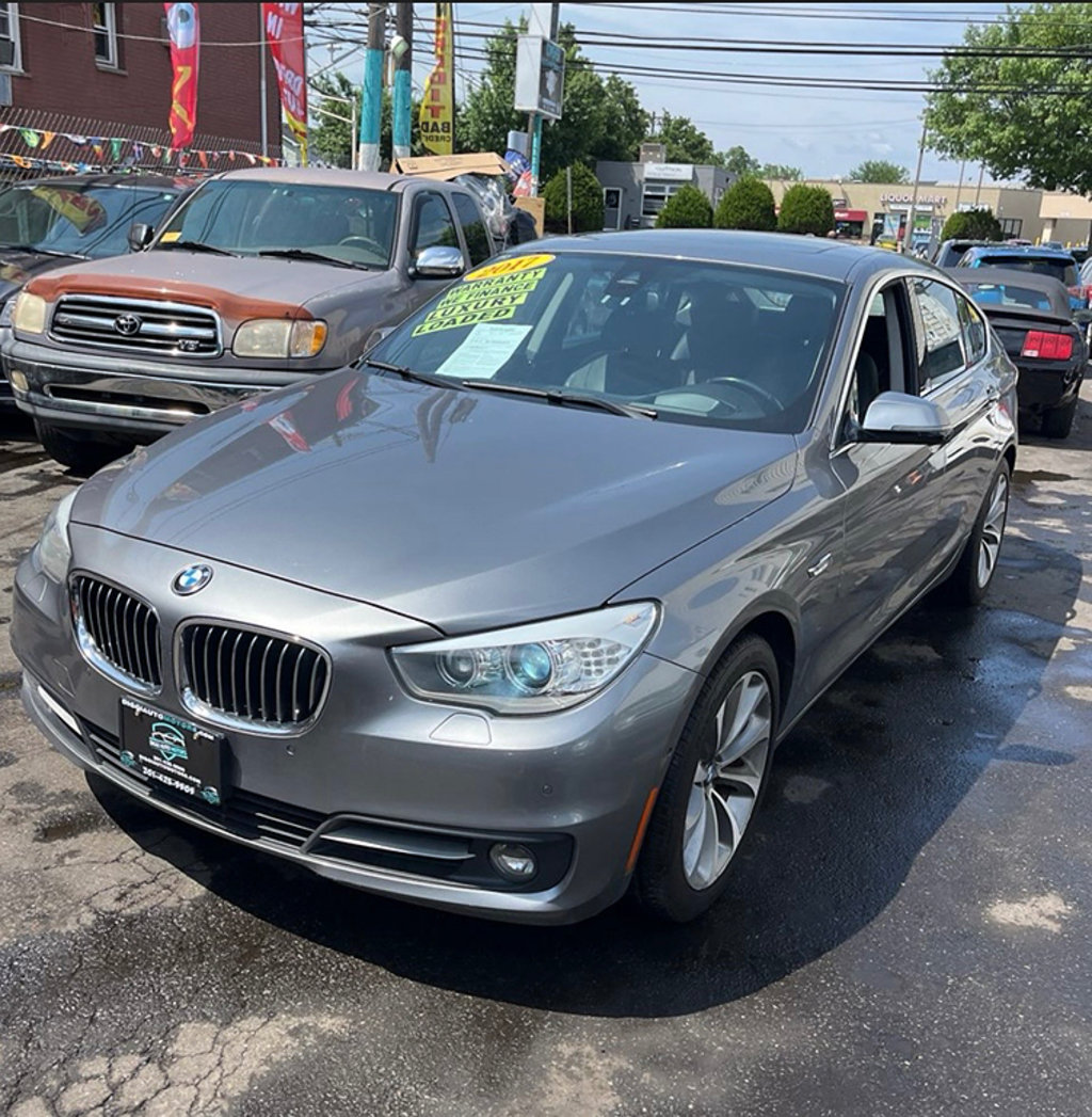 Used 2017 BMW 535i Gran Turismo xDrive AWD/4WD image 2