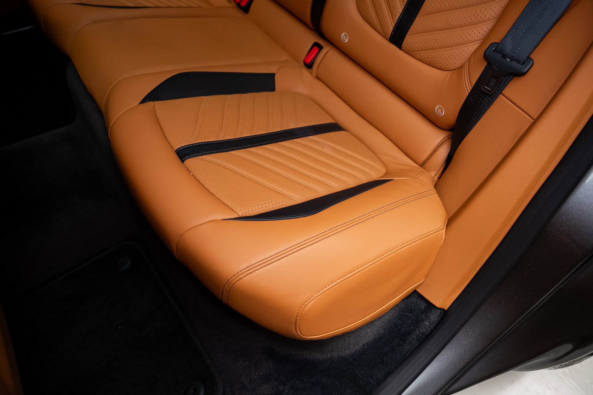 Used 2023 Aston Martin DBX 707 image 71