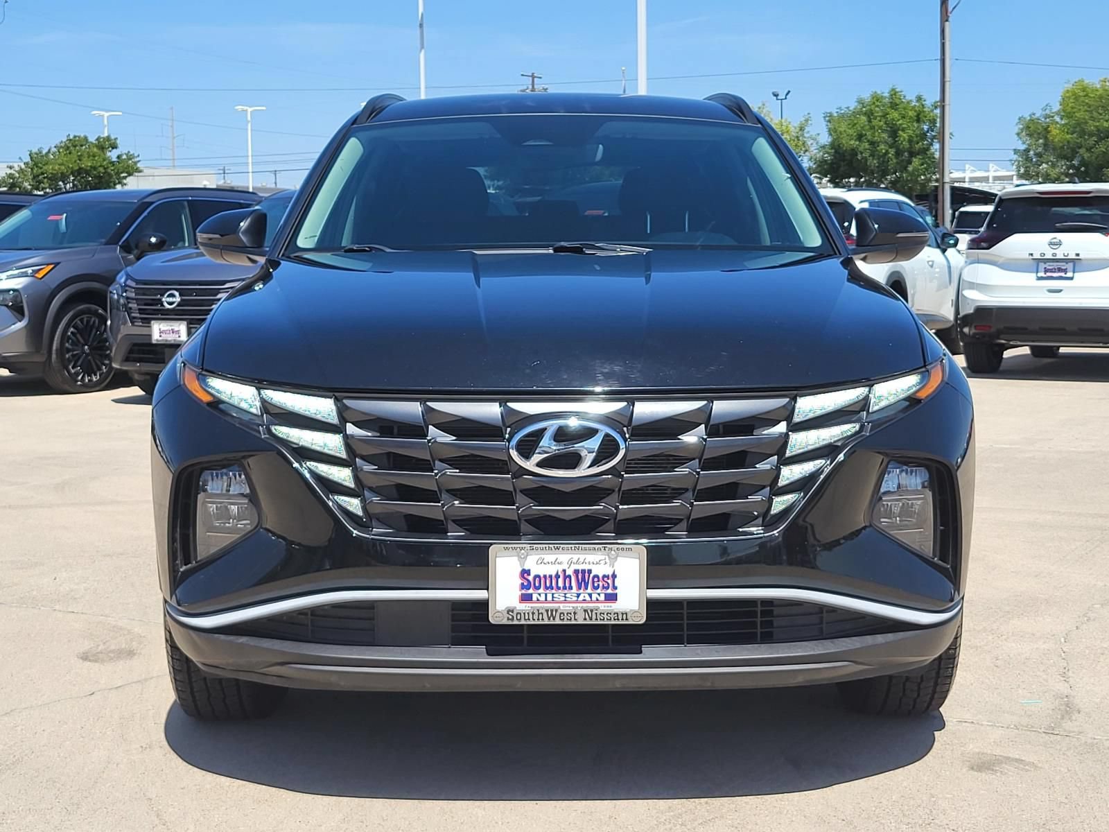 Used 2022 Hyundai Tucson SEL FWD image 2