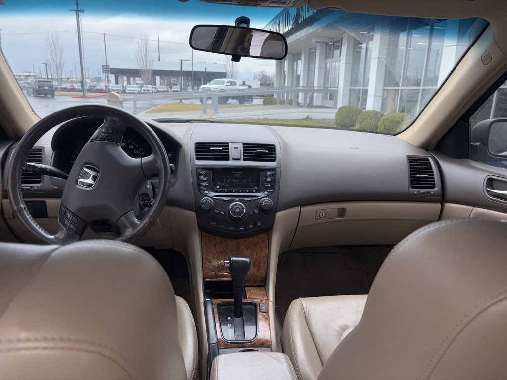 Used 2005 Honda Accord EX-L image 10