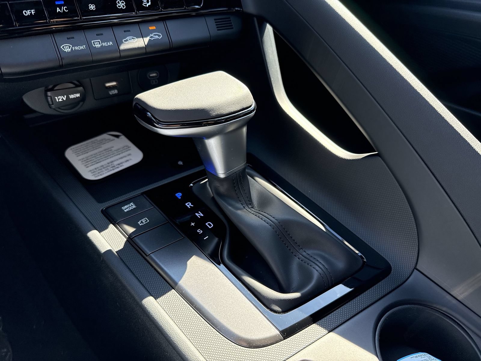 New 2026 Hyundai Elantra Sport FWD image 22