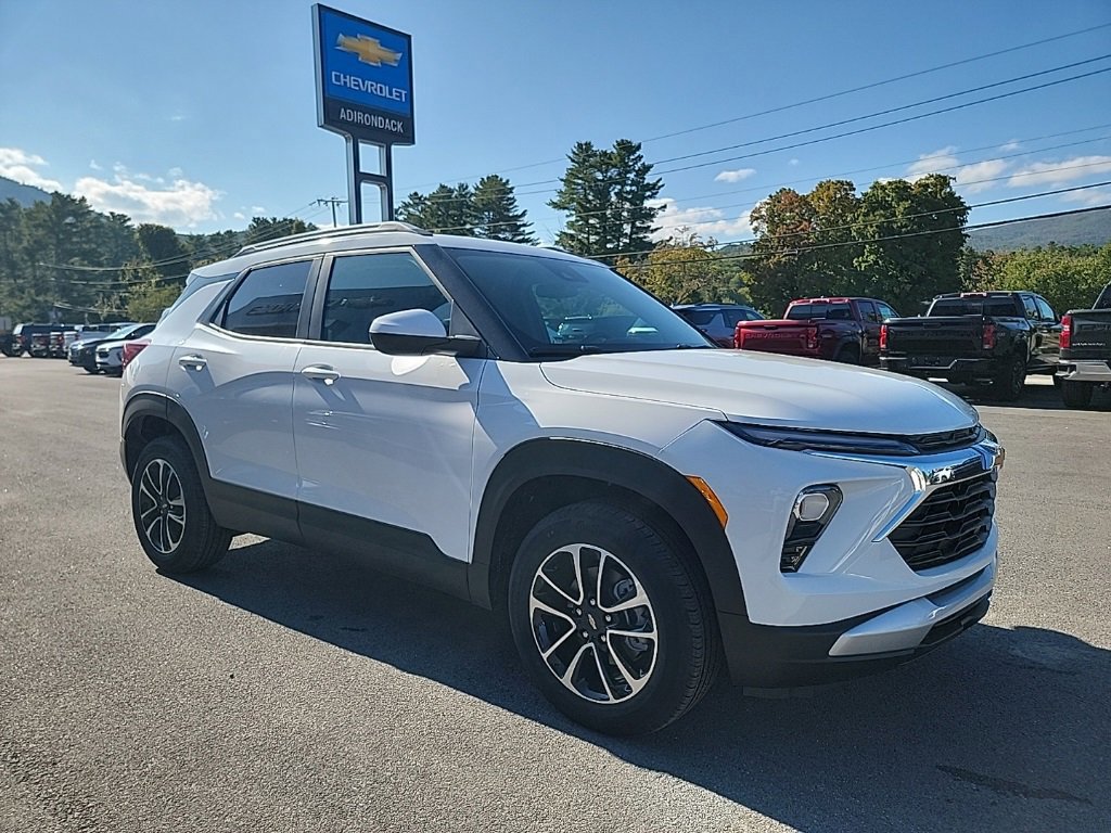 New 2026 Chevrolet TrailBlazer LT w/ LT Cold Weather Package image 3