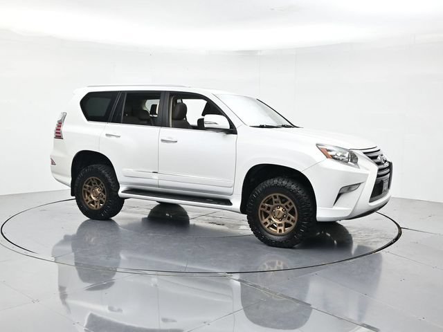 Used 2017 Lexus GX 460 w/ Navigation Package AWD/4WD video 3
