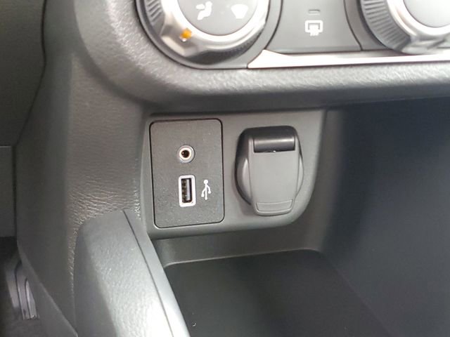 New 2025 Nissan Versa S w/ Trunk Package image 27