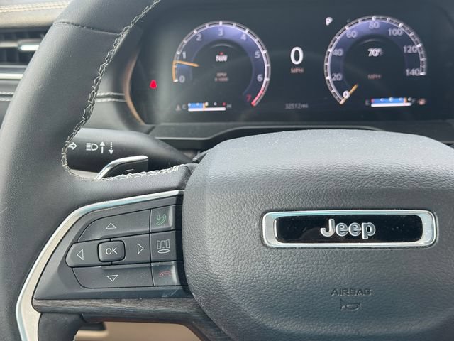 Certified 2023 Jeep Grand Cherokee Limited AWD/4WD image 25