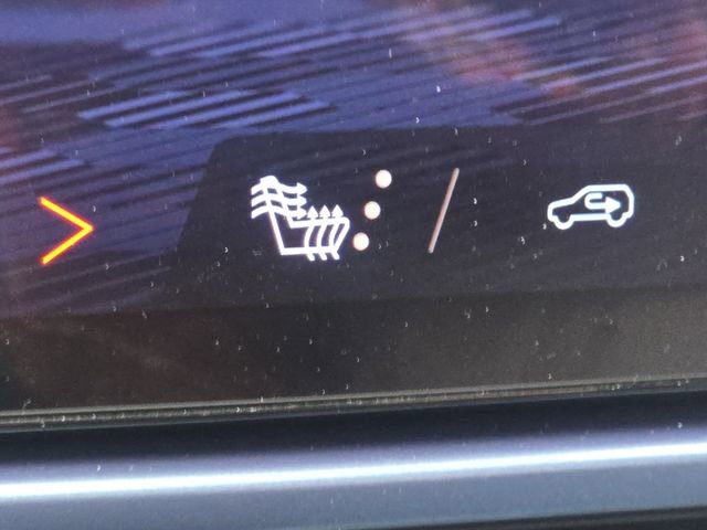 New 2026 Chevrolet Equinox EV LT image 4