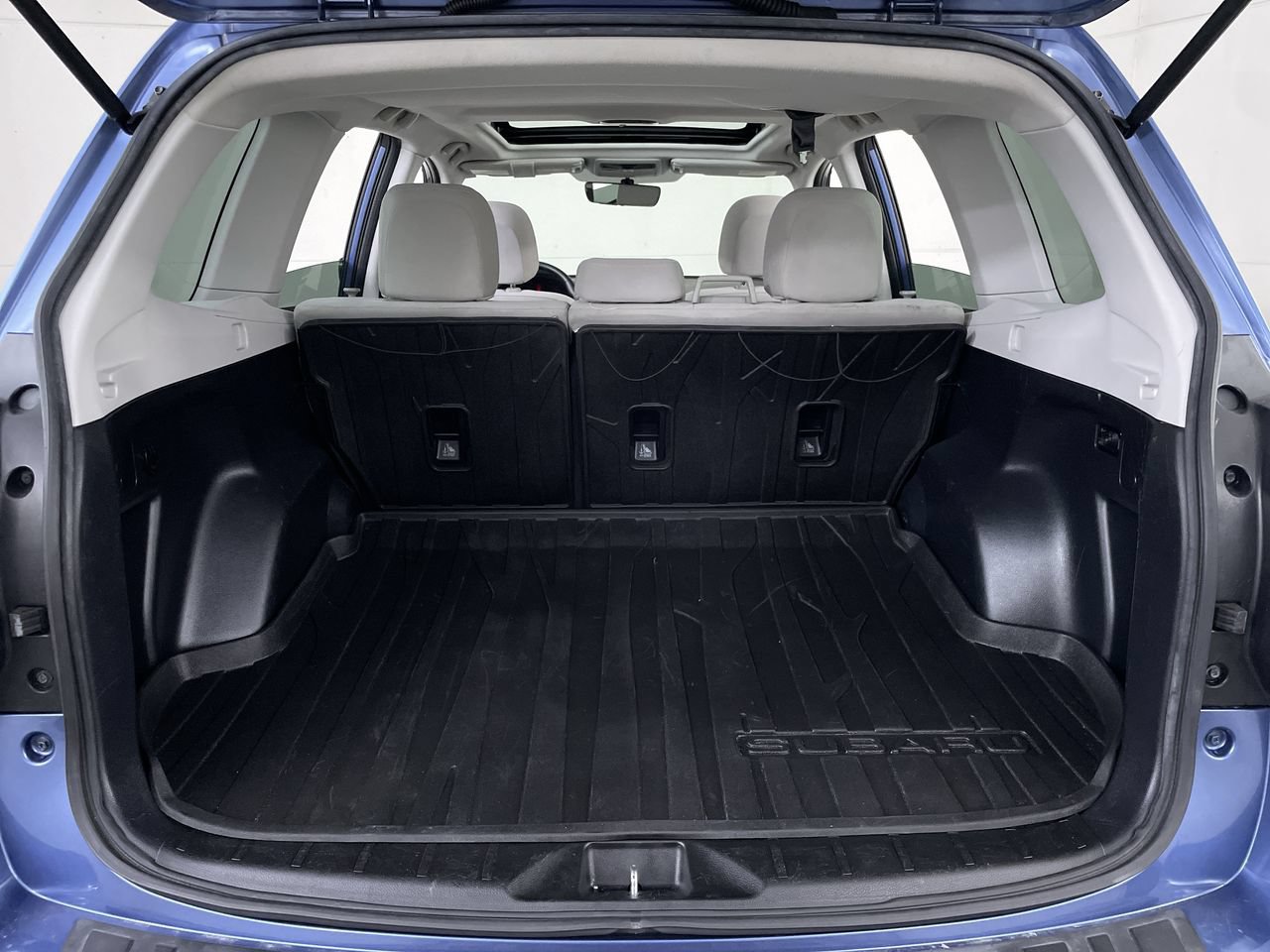 Used 2018 Subaru Forester 2.5i Premium w/ All-Weather Package AWD/4WD image 21