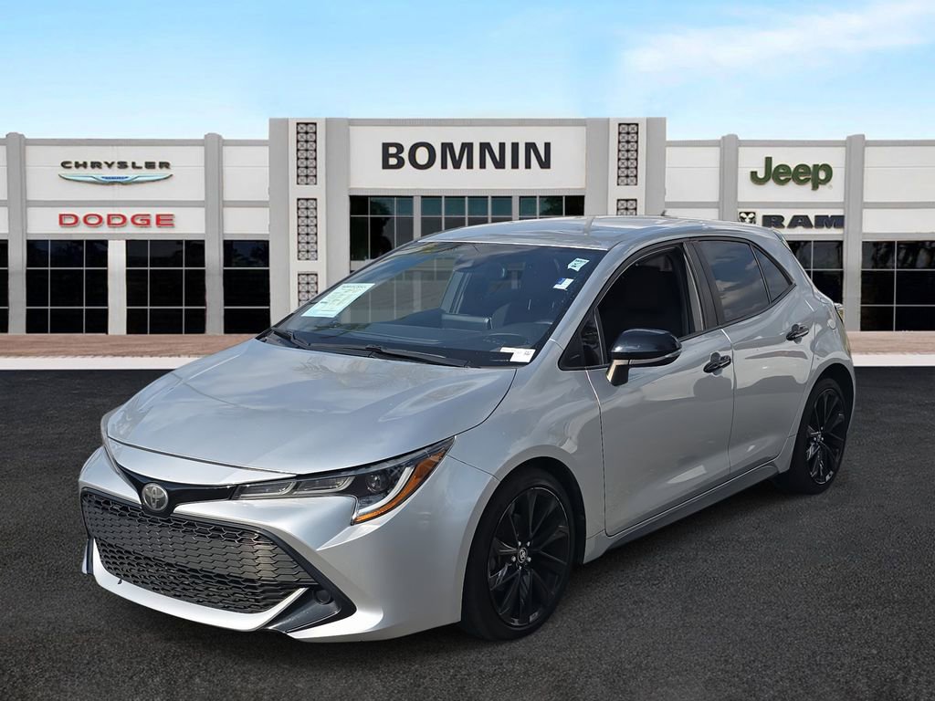 Used 2020 Toyota Corolla SE image 2