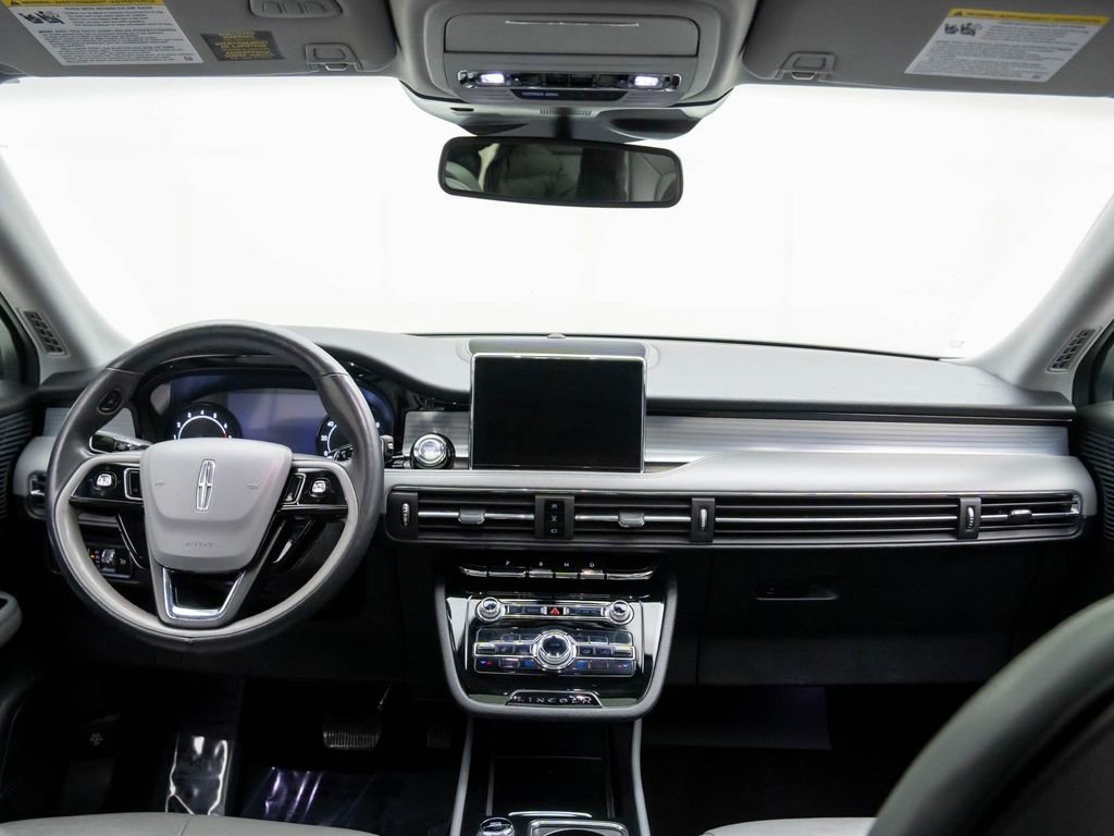 Used 2021 Lincoln Corsair Standard w/ Premium Package image 10