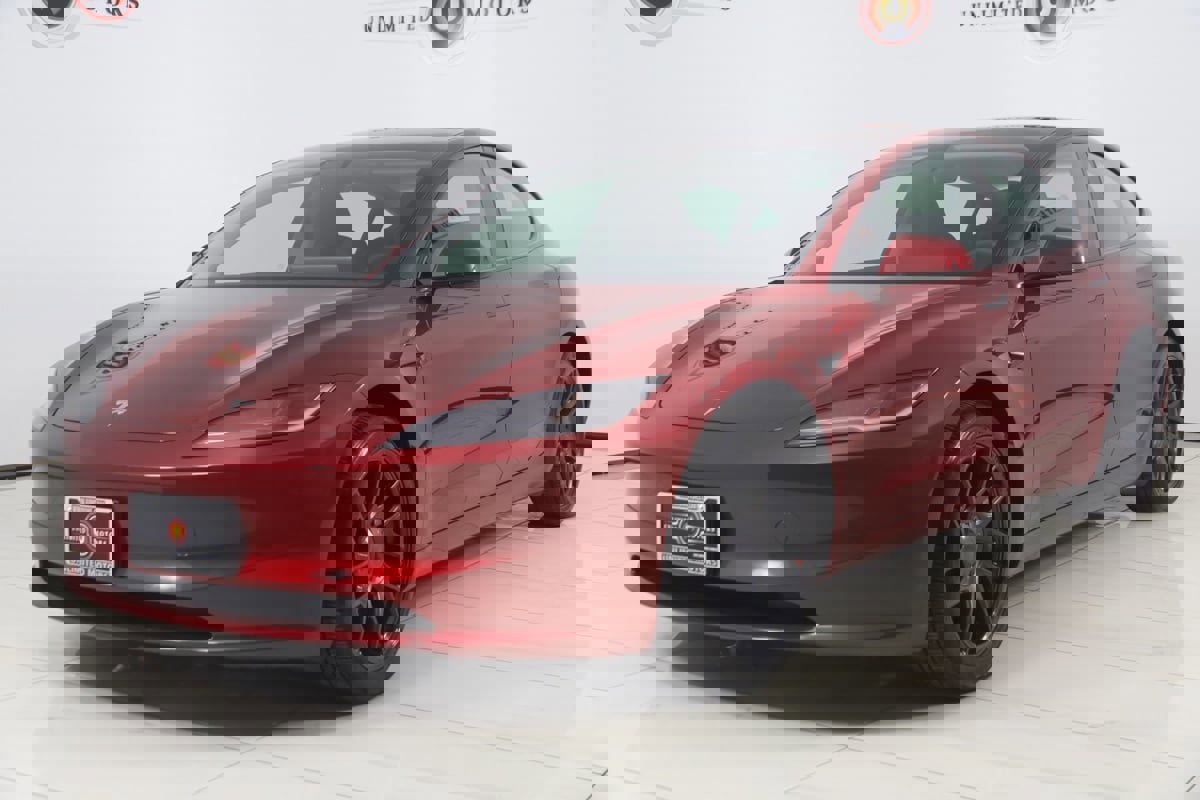Used 2024 Tesla Model 3 Standard Range image 5