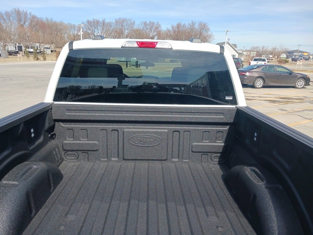 New 2025 Ford F150 XL w/ Equipment Group 103A High image 31