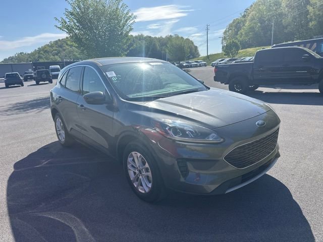 Used 2020 Ford Escape SE image 19