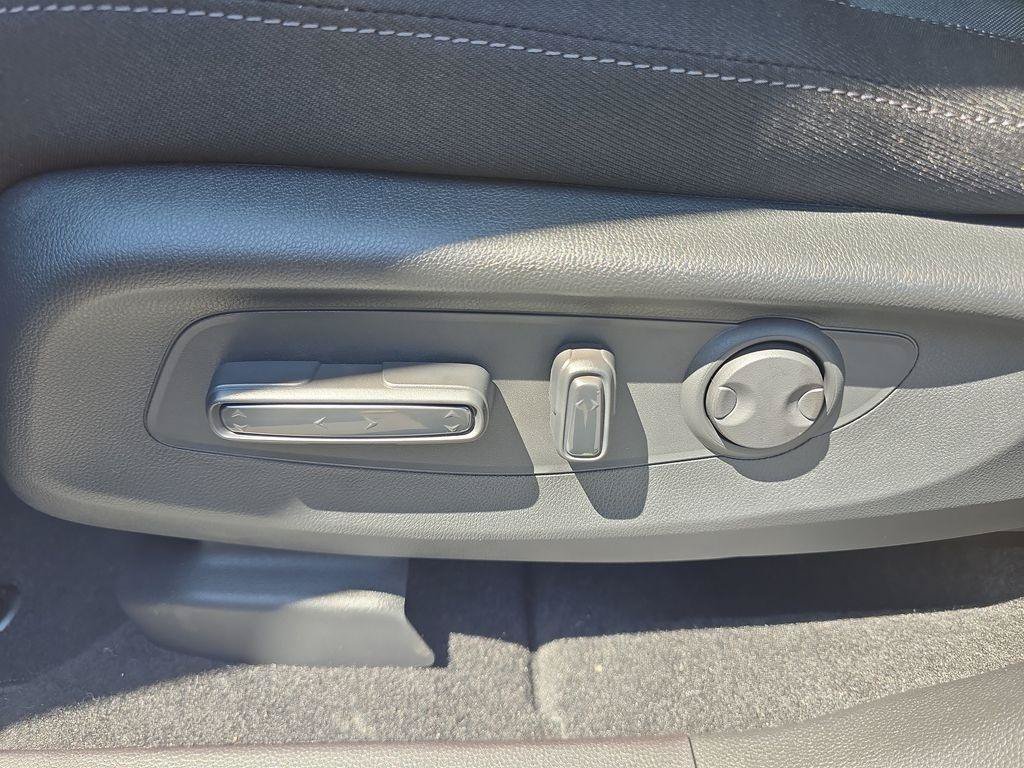 New 2026 Honda CR-V EX image 9