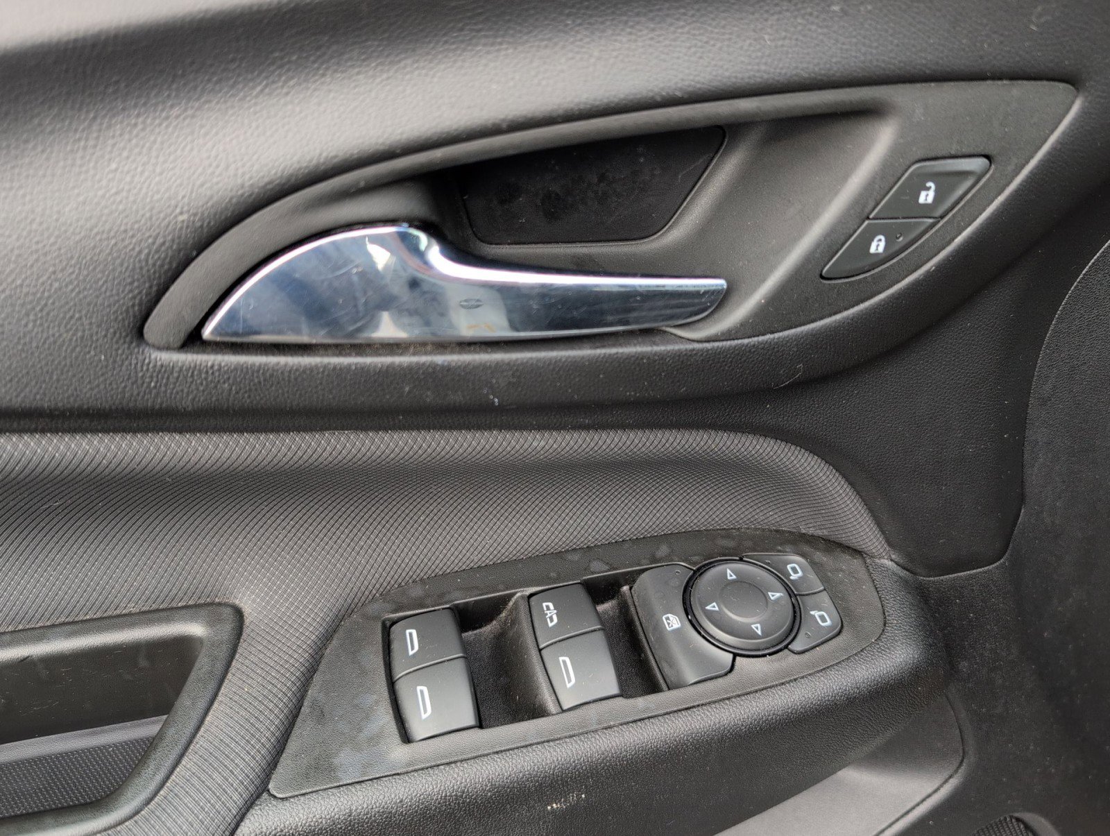 Used 2022 Chevrolet Equinox RS image 22