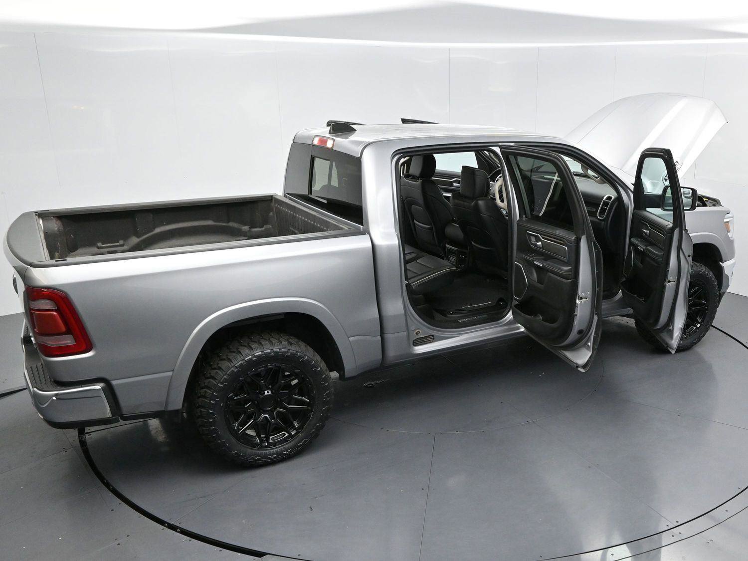 Used 2022 RAM 1500 Laramie image 41